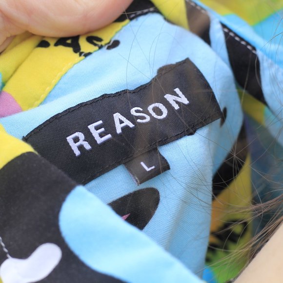 REASON CLOTHING Rugrats Style button up tee - Picture 3 of 3